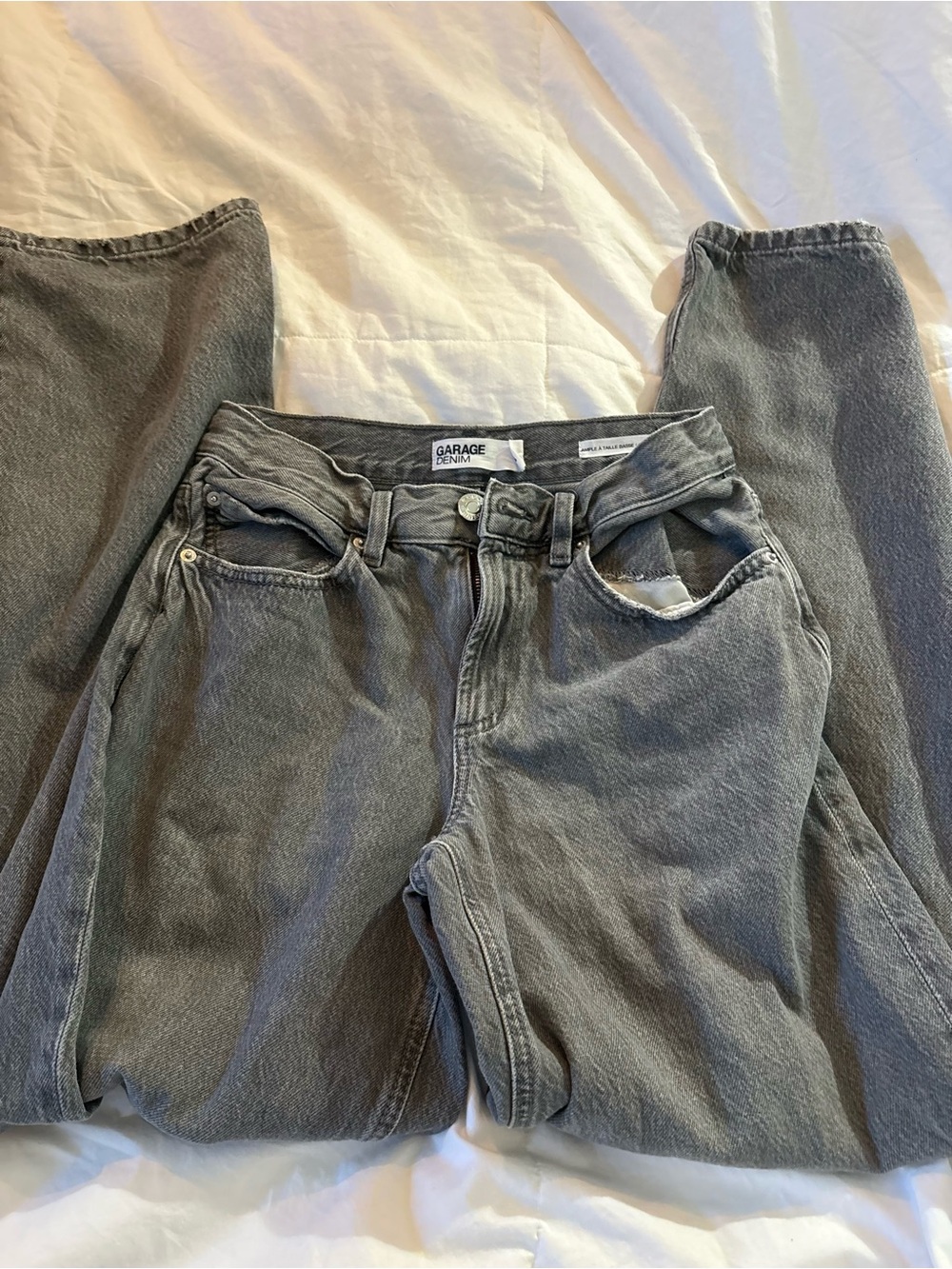 garage low rise baggy jeans